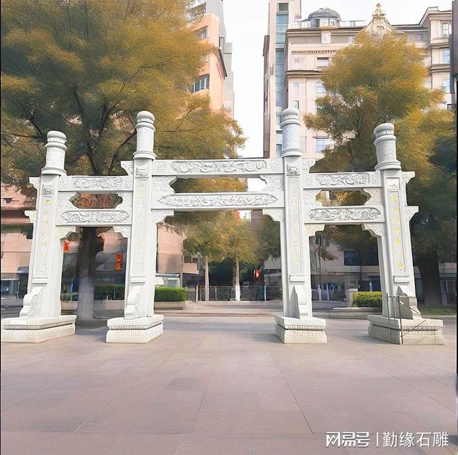 九游体育：探寻石牌坊之美领略勤缘石业风采(图1)