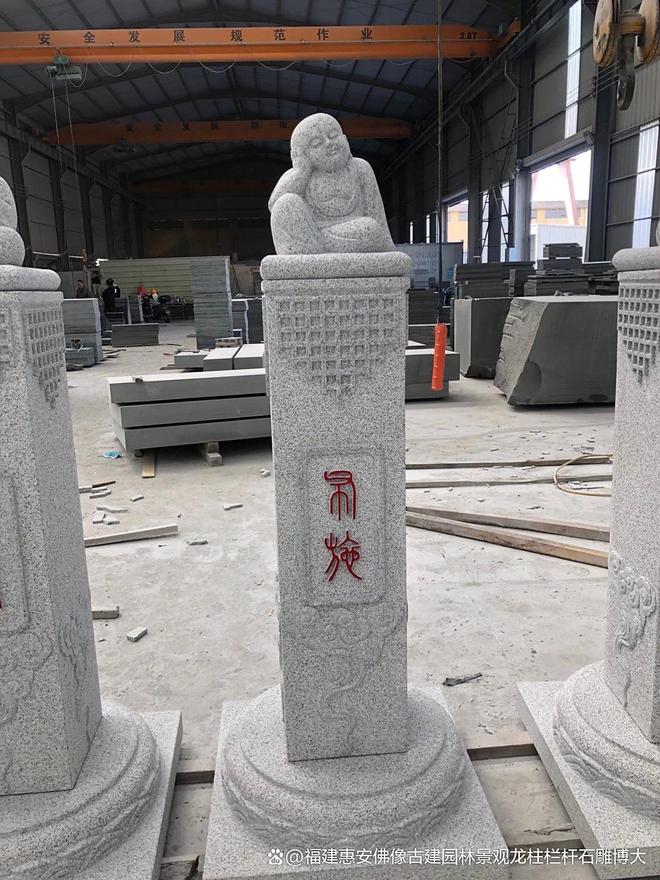 九游体育网站：石雕小沙弥：工艺精湛寓意深远(图3)