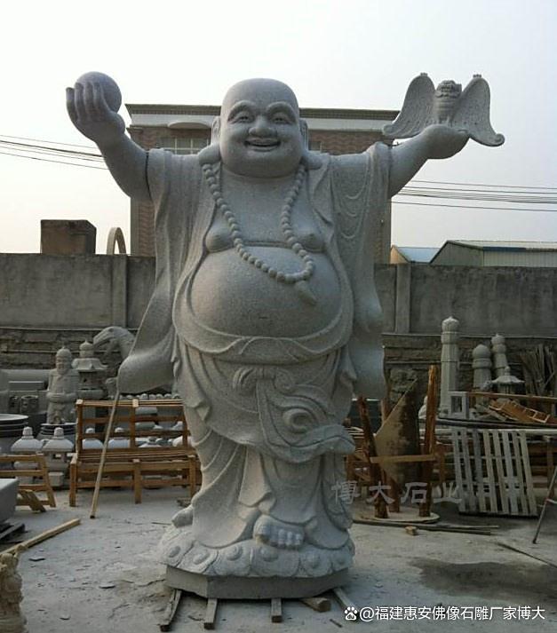 石雕弥勒佛的服饰与配饰特点(图5)
