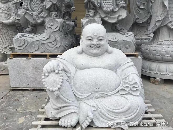 石雕弥勒佛的服饰与配饰特点(图8)
