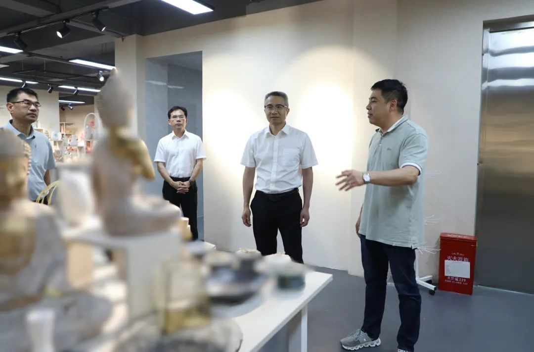 鲤城区委主要领导调研推进“三个倍增”行动(图1)